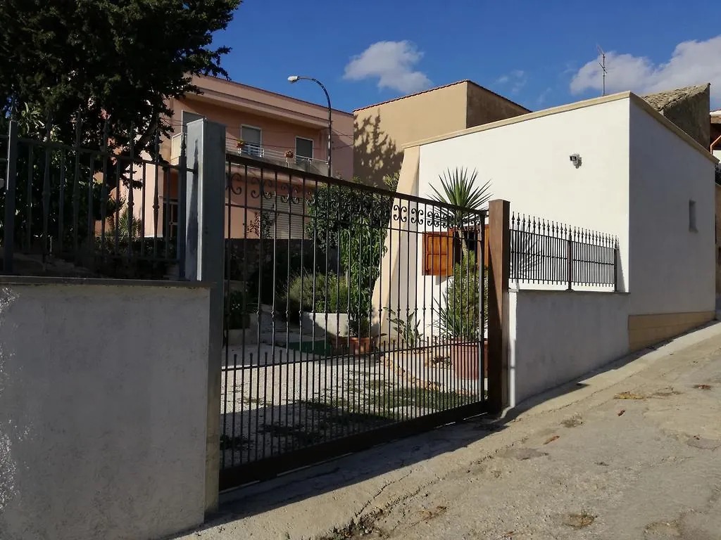 فيلا Casa Vacanze Sidda كوستوناتشي إيطاليا