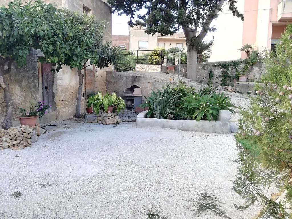 بيت للعطل فيلا Casa Vacanze Sidda كوستوناتشي